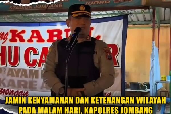 Jamin Kenyamanan dan Ketenangan Wilayah Pada Malam Hari, Kapolres Jombang Pimpin Patroli Skala Besar