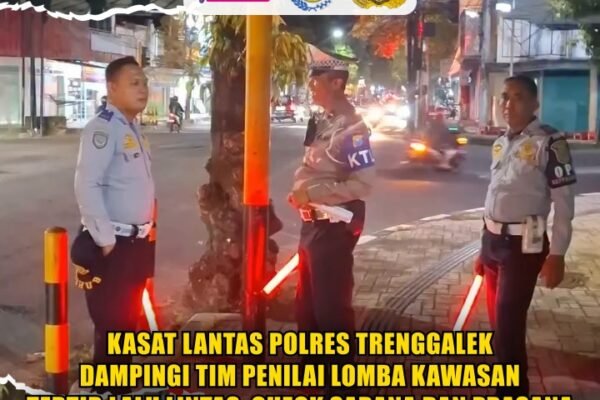 Kasat Lantas Polres Trenggalek Dampingi Tim Penilai Lomba Kawasan Tertib Lalu Lintas, Check Sarana Dan Prasana