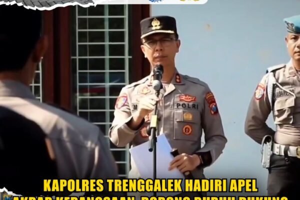 Kapolres Trenggalek Hadiri Apel Akbar Kebangsaan, Dorong Buruh Dukung Kebijakan Pemerintah Kapolres Trenggalek Hadiri Apel Akbar Kebangsaan, Dorong Buruh Dukung Kebijakan Pemerintah