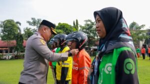 Sinergi Nyata Polri Dan Pengemudi Ojol Jaga Kamtibmas, Polres Jombang Gelar Apel & Resmikan Fasilitas Untuk Ojol