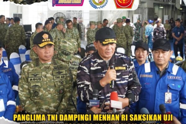 Panglima TNI Dampingi Menhan RI Saksikan Uji Penembakan Torpedo Kapal Selam Otonom Buatan Anak Bangsa